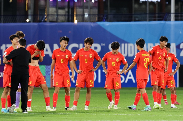 😧博主：国少之前在日本拉练每场最低丢3个，国内记者都不敢报